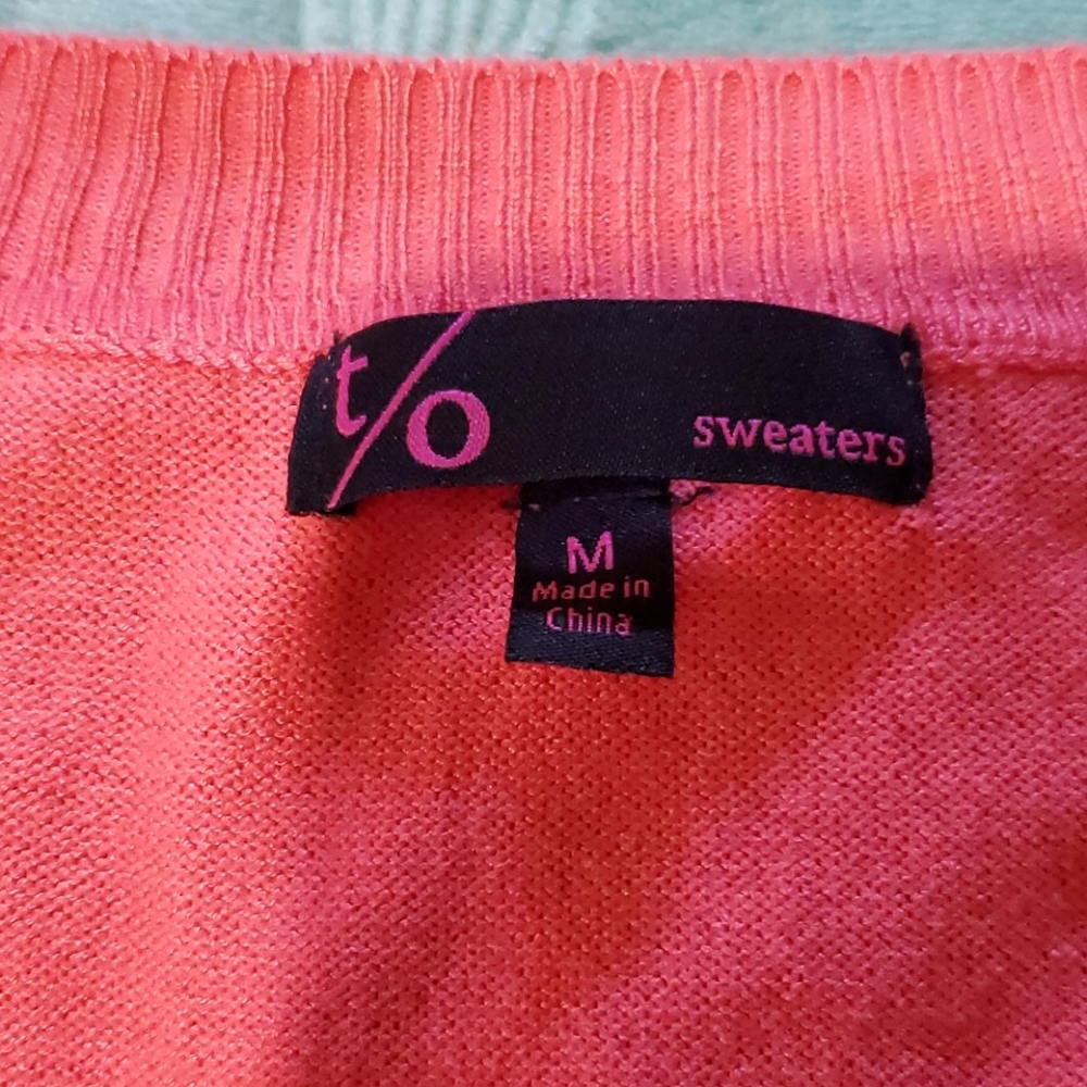 T/O Sweater - Picture 4 of 5